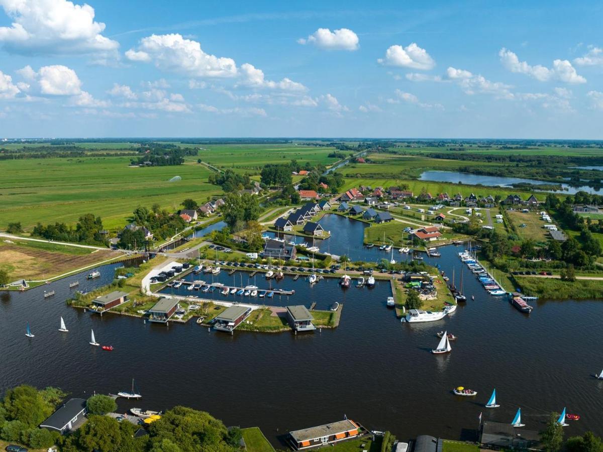 فندق De Veenhoopفي  Landal Waterpark De Alde Feanen المظهر الخارجي الصورة